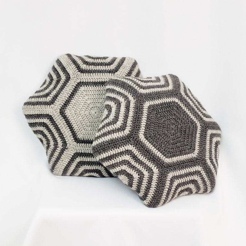 crochet pattern designed by Jennifer Olivarez