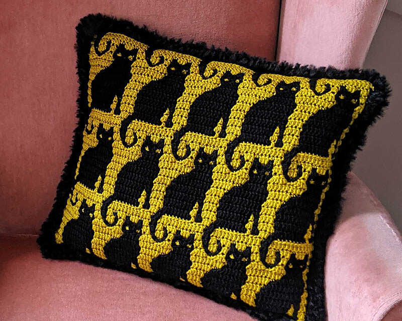 Every Day Can Be Caturday When You Crochet This Iconic ‘Cat Noir’ Mosaic