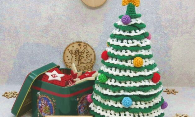 Christmas In July … Crochet a Vintage Style Christmas Tree … Remember Those Ceramic Ones From The 70s?