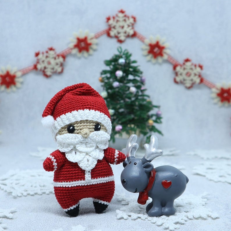 crochet christmas patterns by Liudmyla of Ludovic Toys #crochet #christmas