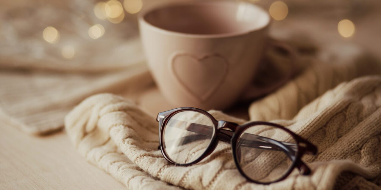 Knitting: Teaching to Students with Mood Disorders