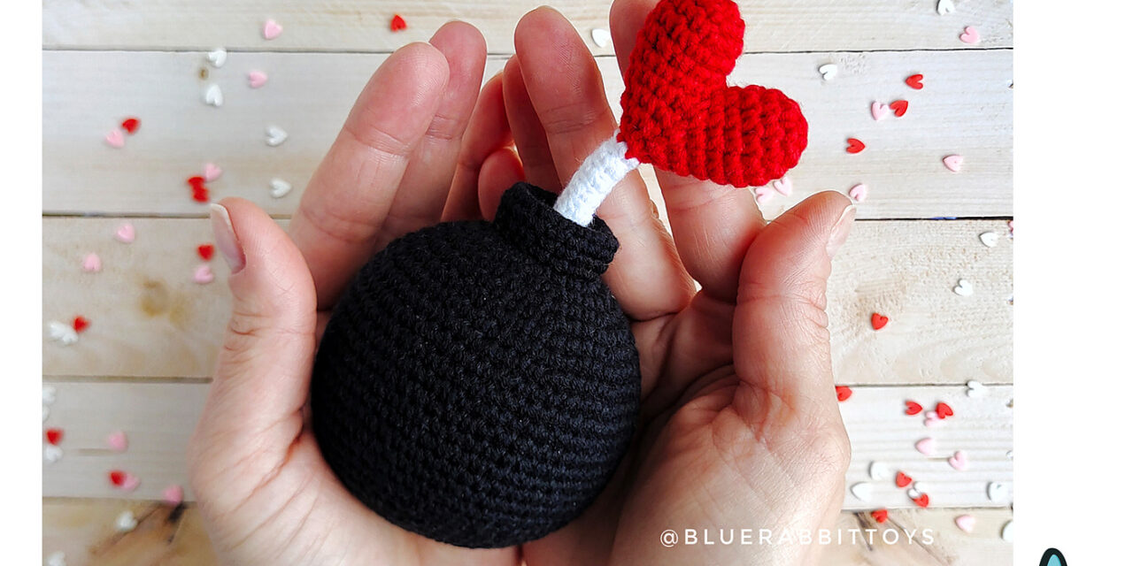 ‘Tis The Season For Crochet Love Bombs … This Amigurumi Gift Idea Has Heart