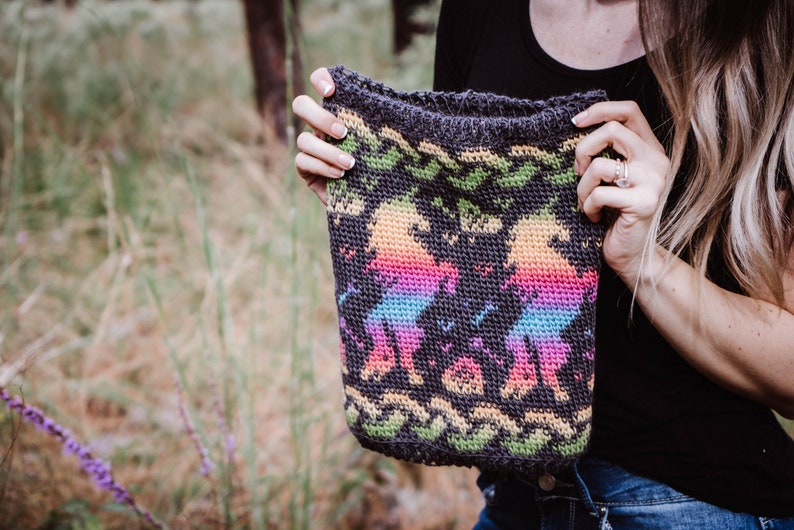 Briana K's Magical Unicorn Cowl Pattern Comes In Knit OR Crochet ... YAY! ?
