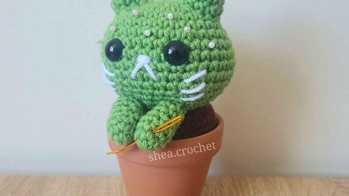 Crochet a Quirky Cactus Cat Pin Cushion!