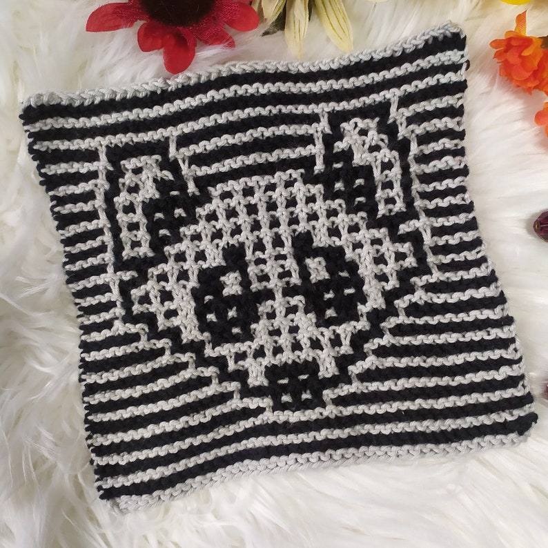 pattern designed by Cassandra Bibler
