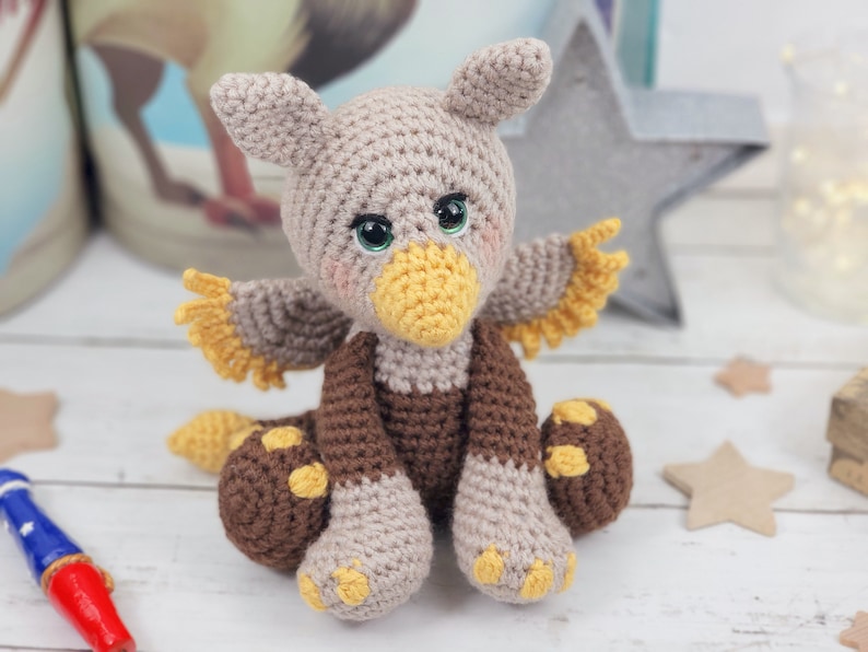 Crochet a Grand Griffin Amigurumi - 11 Patterns To Choose From! Plus, One For Knitters ...