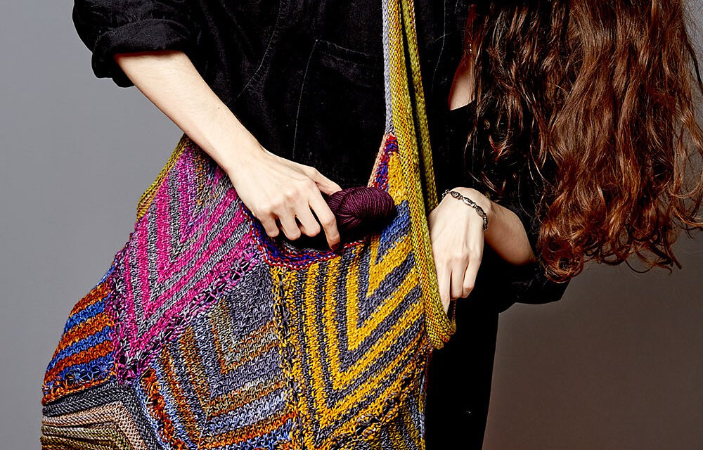 Knit a ‘Scrapbuster Satchel’ Designed by Catherine Salter Bayar