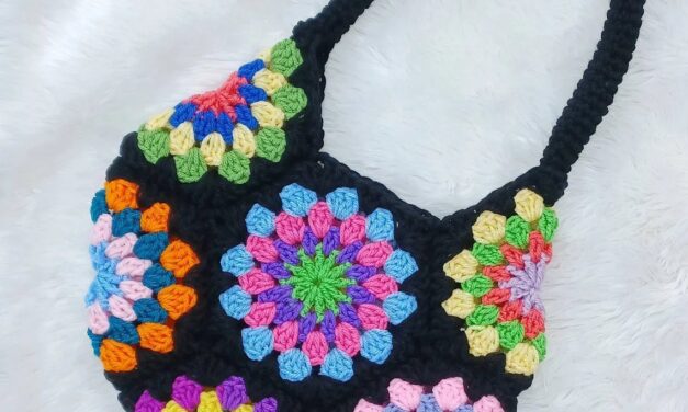 Crochet a Spinning Jenny Flower Bag … It’s a Granny Square Delight!