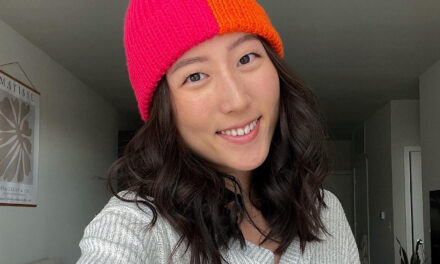 Knit A Two-Tone ‘Split Decision’ Beanie … Great Looking Hat!