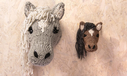 Knit a Horse Head … Fab Fauxidermy Design By Louise Walker of Sincerely Louise