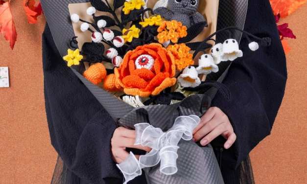 Pattern To Crochet A Popular Halloween Bloom Bouquet