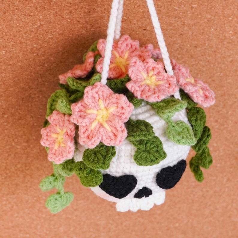 crochet patterns designed by PHoaCrochet