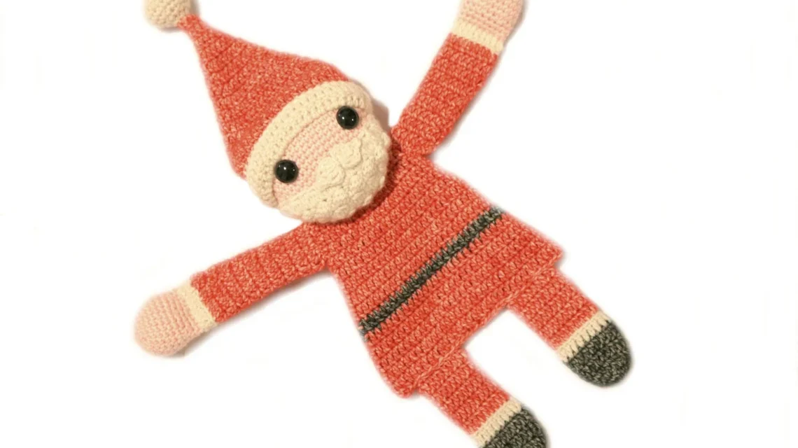 Sweet Santa Ragdoll – Crochet a Great Baby Gift For Christmas!