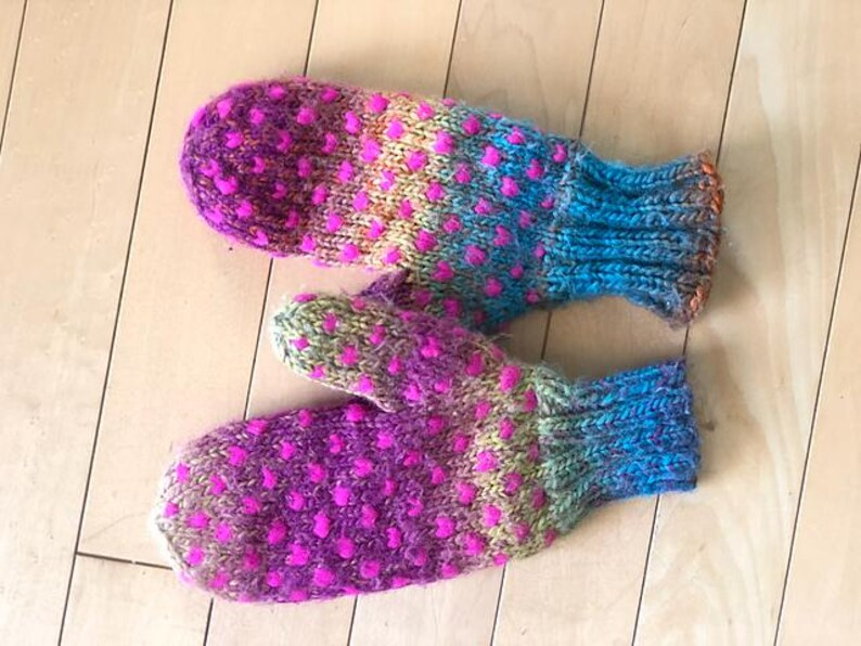 Form & Function Meet With These Five Double-Lined Mittens Patterns