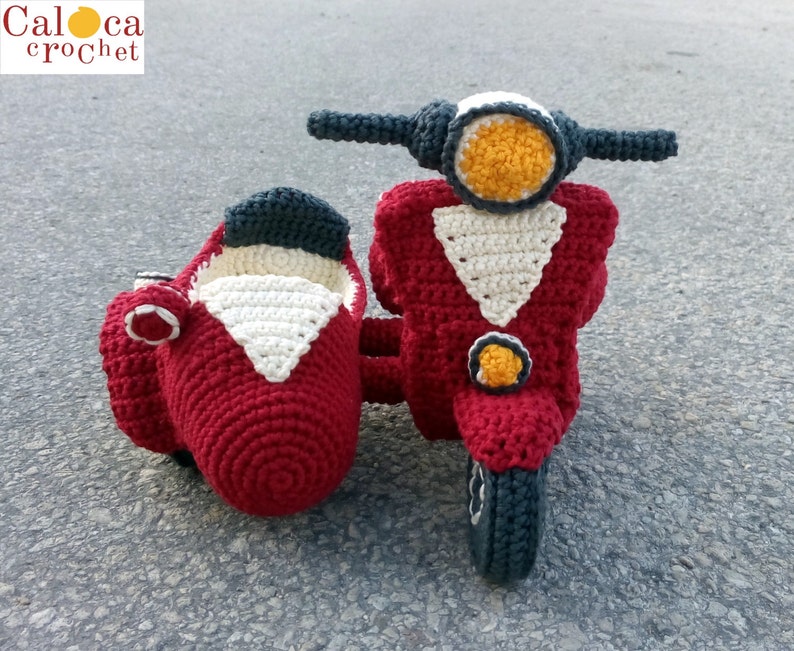 crochet patterns designed by Andreuca of Caloca Crochet #crochet #amigurumi