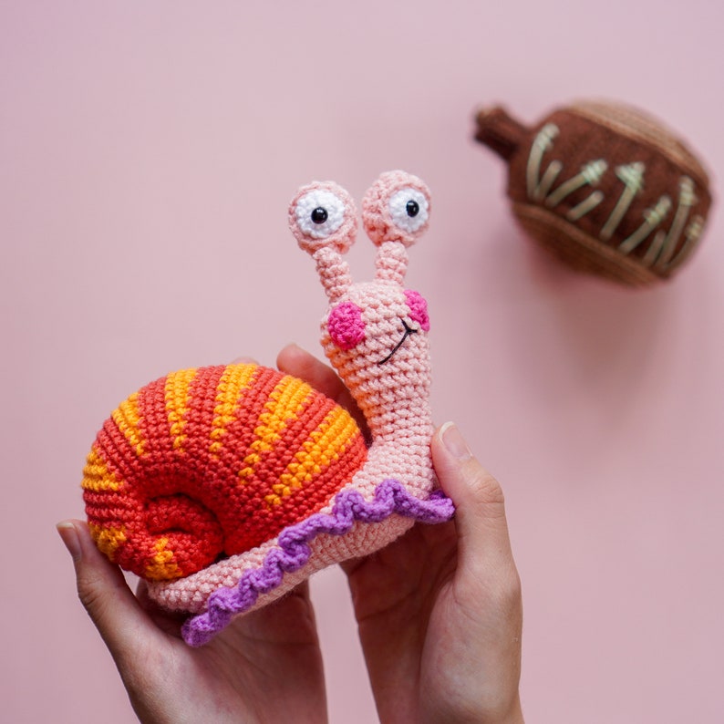 Crochet a Super Sweet 'Slimy The Snail' Amigurumi With This Perky Pattern By Aquariwool