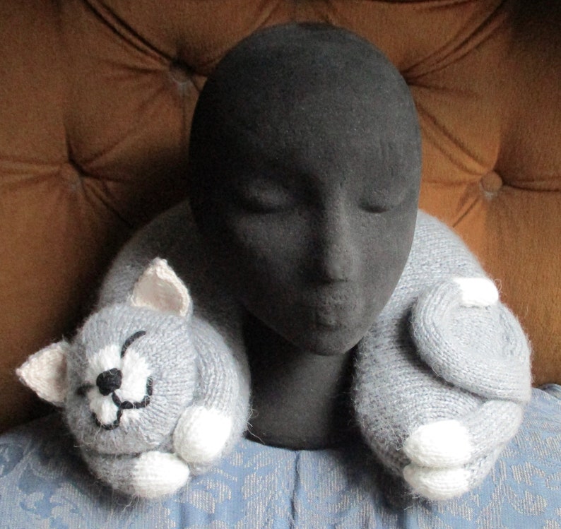 knit patterns by designed by Rian Anderson #knitting