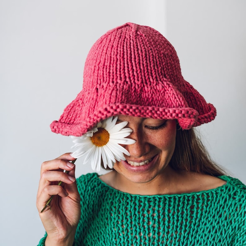 Super Cute and Easy To Knit, This Bucket Hat Is A Must-Make For Summer