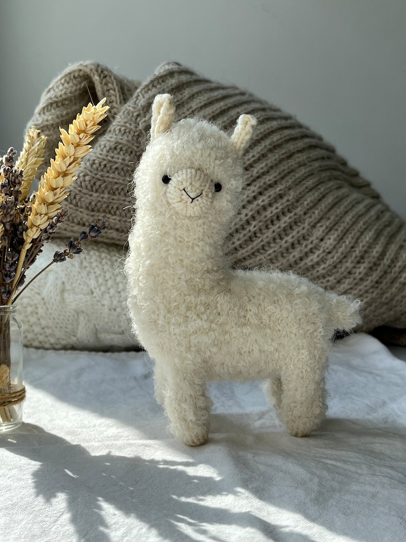 patterns designed by Anastasia of Cute Knit Toy #knitting #amigurumi