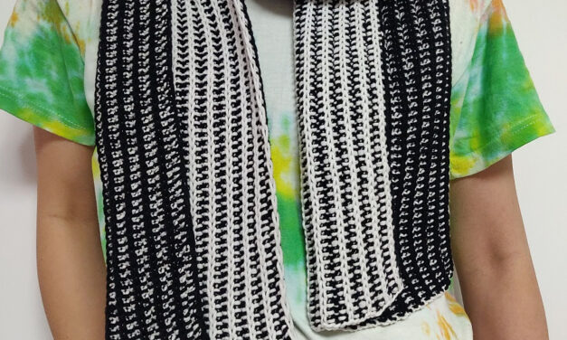 Knit a ‘Yin Yang Scarf’ Designed By Kun Yin Knits