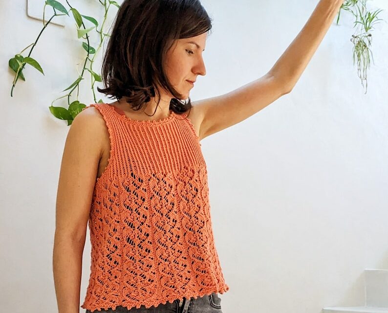 Hey Knitters, Esti Juango’s Lively Lace ‘Goxo Tee’ Is A Great Warm Weather Make!