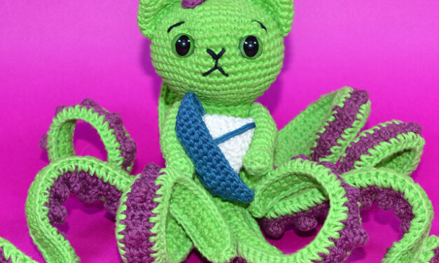 Check Out This Fun ‘Kritten the Kitty Kraken’ Crochet Pattern By Floofs and Things