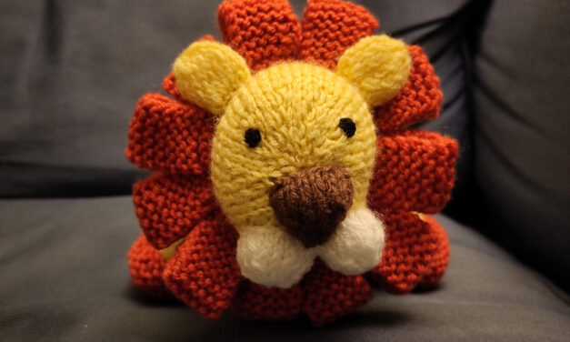 Knit a Lion Amigurumi Designed By Sarah Keen … Plus 29 More Animal Patterns!