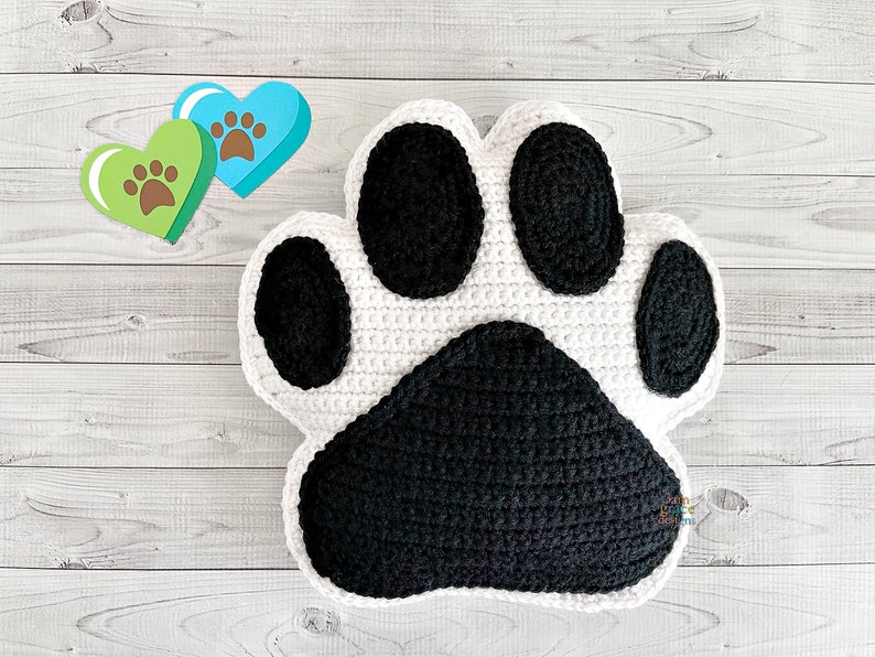 Crochet Paw Print Cuddler Designed By 3amGraceDesigns ... Iconic!