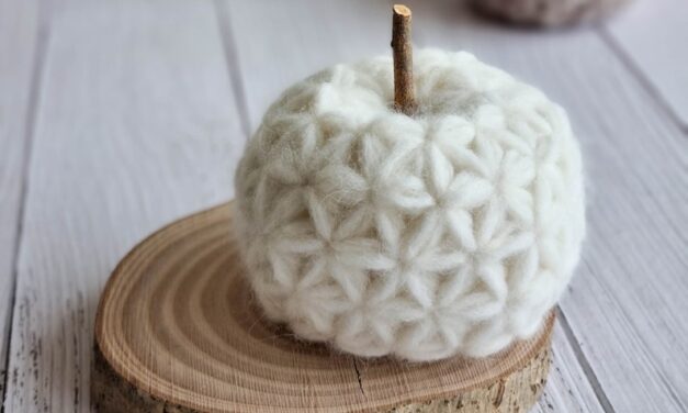 Beautiful & Unique Decorative Crochet Pumpkin By Makalani Sæther … ‘Tis The Season!