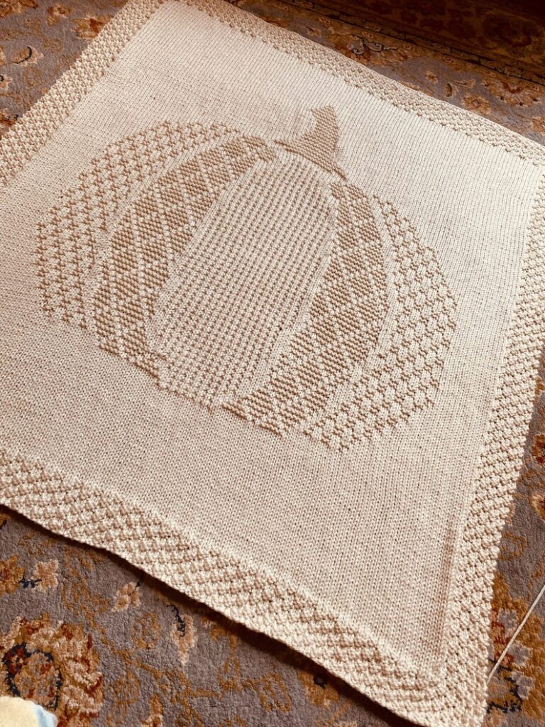Knit a Textured Pumpkin Blanket For a Sophisticated Halloween