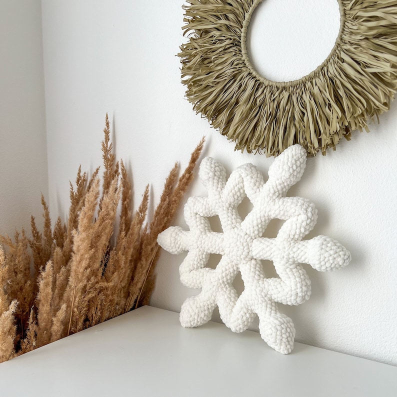 Creative Snowflake Pillow Patterns By Aleksandra Maka