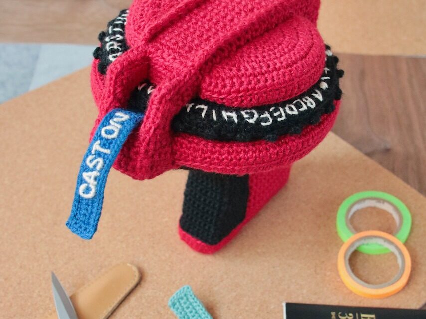 Unusual Crochet: Check Out 203gow’s Inoperable Label Maker