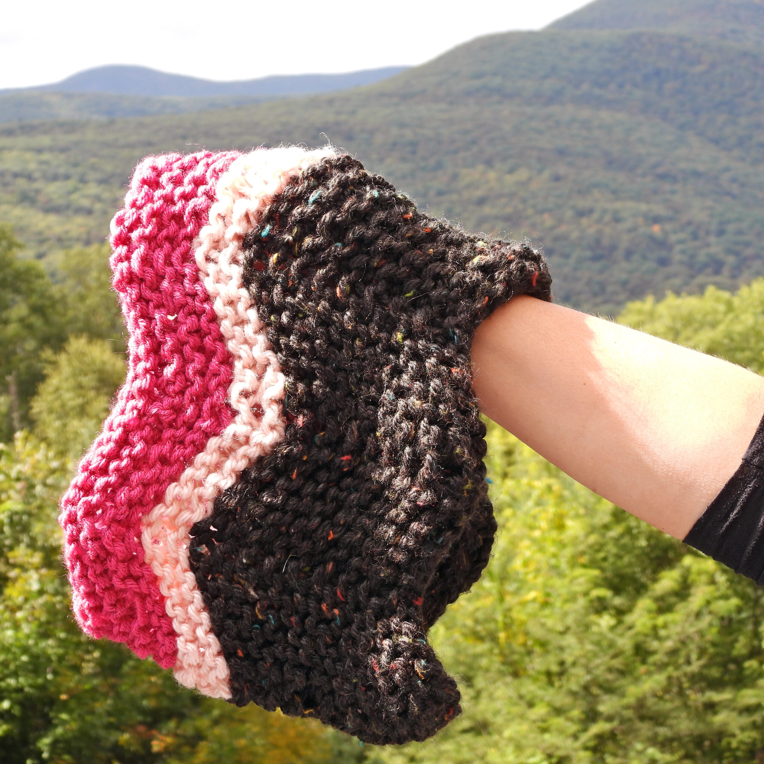 Easy Wavelength Cowl Pattern For Knitters