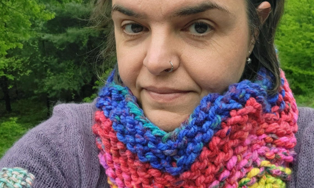 Easy Wavelength Cowl Pattern For Knitters