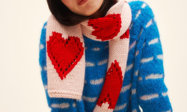 Hearts On Your Hooks & Needles: 4 Scarf Patterns You’ll Adore