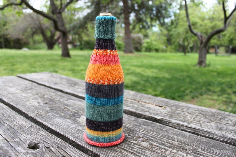 From Basic to Beautiful: Here’s a Colorful Pattern To Knit Bottle Cozies