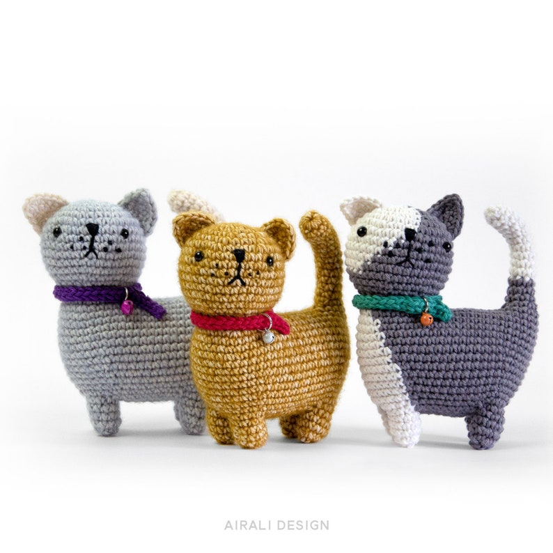 Wee Itty Bitty Knittable Kitties - 8 Popular Knit & Crochet Patterns To Try