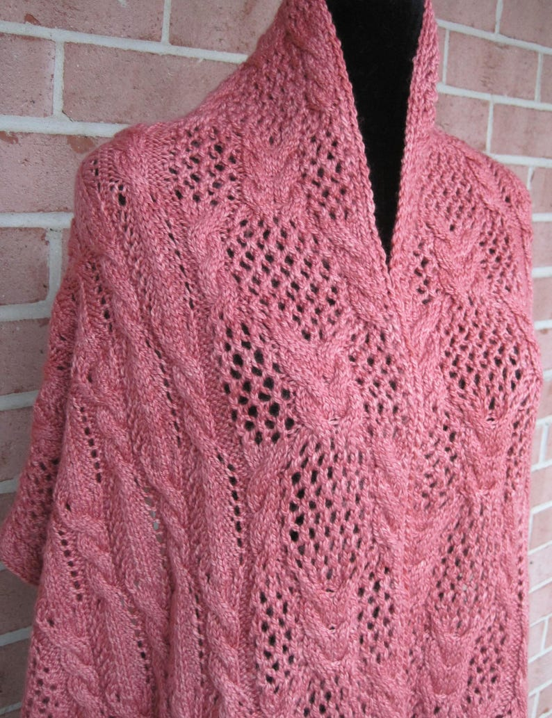 knit pattern designed by Linda Lehman of Wearable Art Emporium #knitting