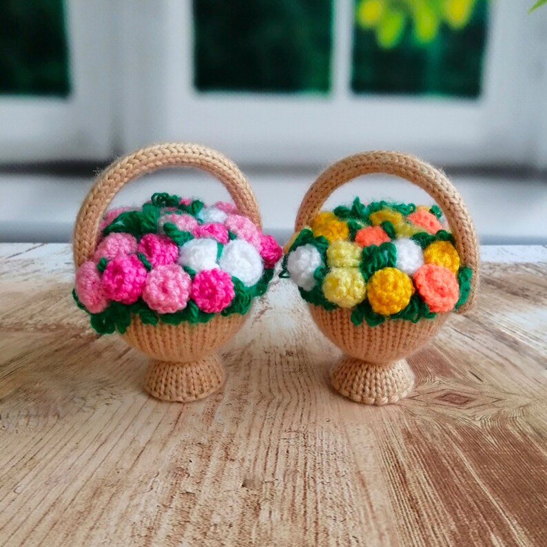 knitting patterns designed by Kate of Knitting Patterns Guru #knitting