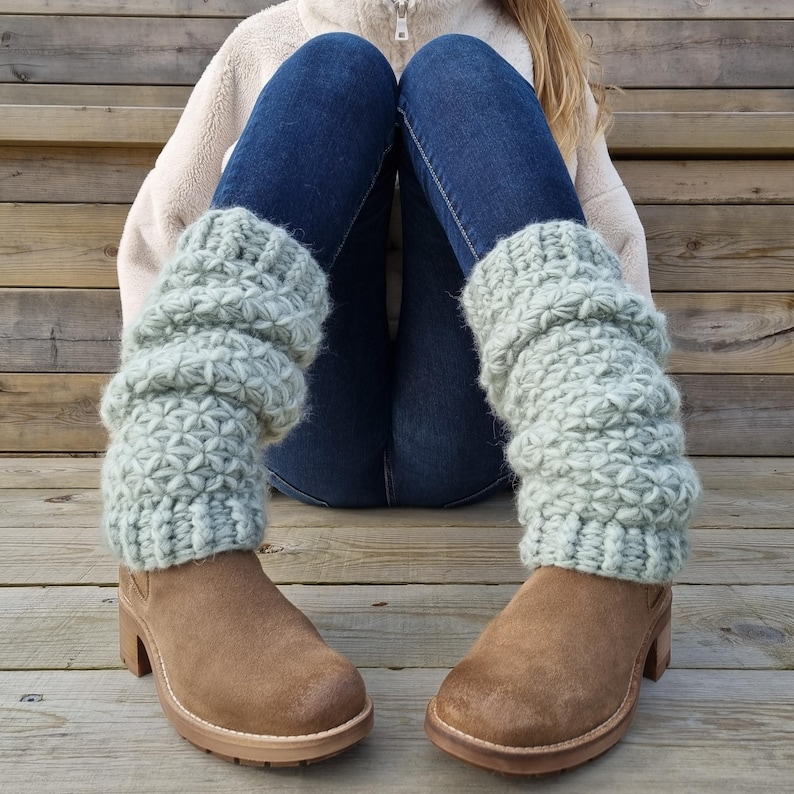 Slouchy Jasmine Stitch Legwarmers By Makalani Sæther ... The Perfect Pattern To Kick Your Fall Style Into High Gear!