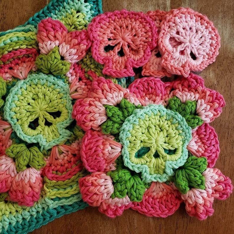 crochet patterns from Charissa Ragsdale of Madlandia #crochet