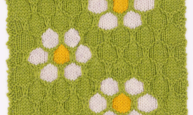 Bring Spring Home With This Field of Daisies Tile Pattern For Knitters
