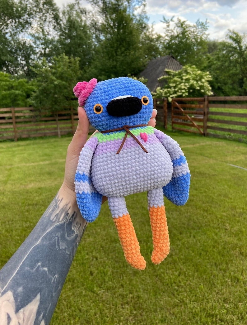 7 Quirky Cute Bird Patterns For Crocheters