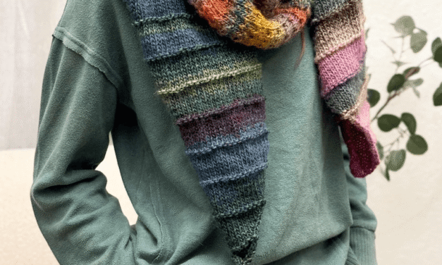 Pattern To Knit A Waverly Shawl For Fall